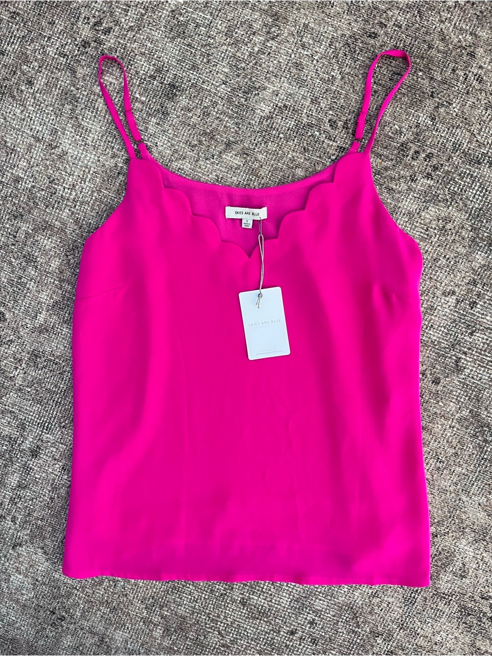 NWT Skies Are Blue Fuchsia Scallop-Trim Camisole Lightweight Tank S